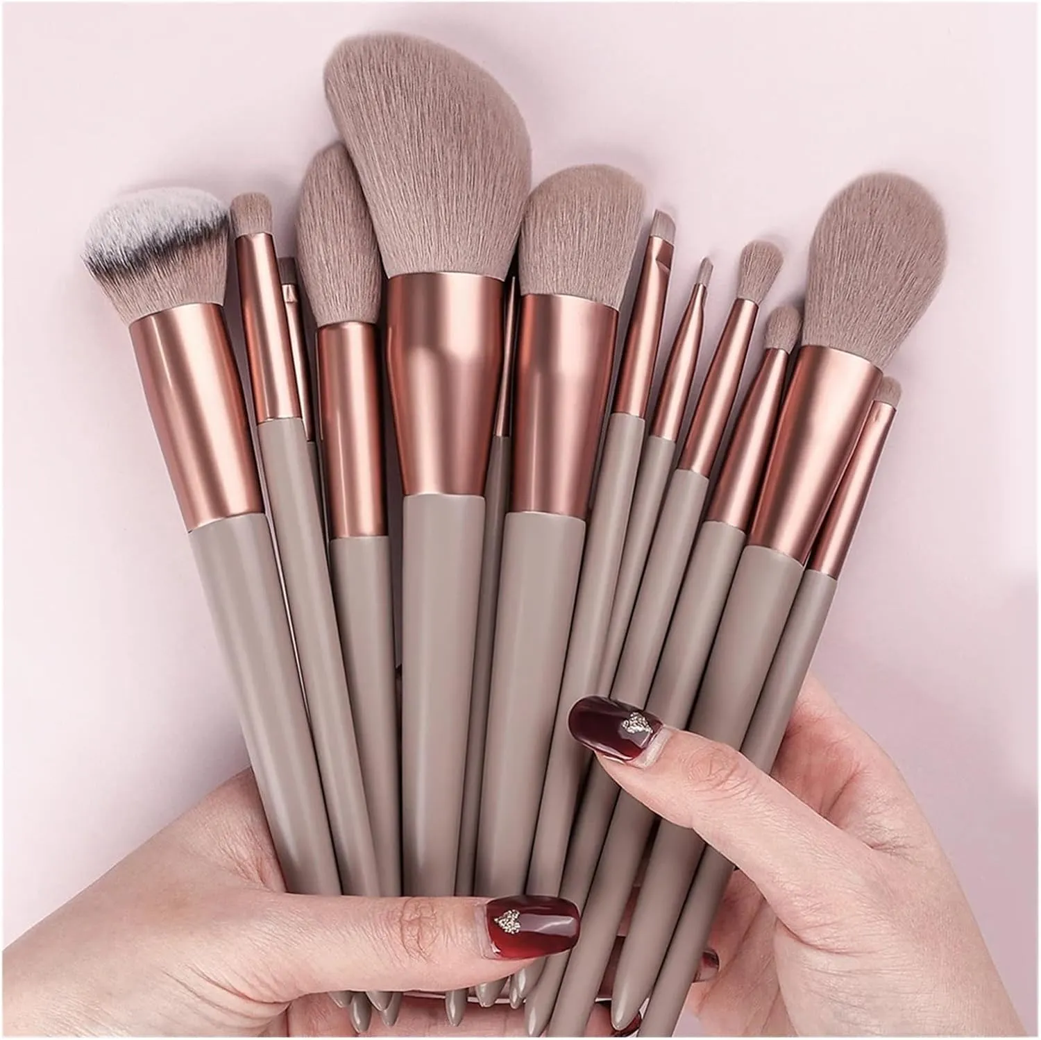 13PCS Makeup Brushes Set with Bag Soft Fluffy for Cosmetics Foundation Blush Powder Eyeshadow Blending Makeup Brush Beauty Tools(Yellow)