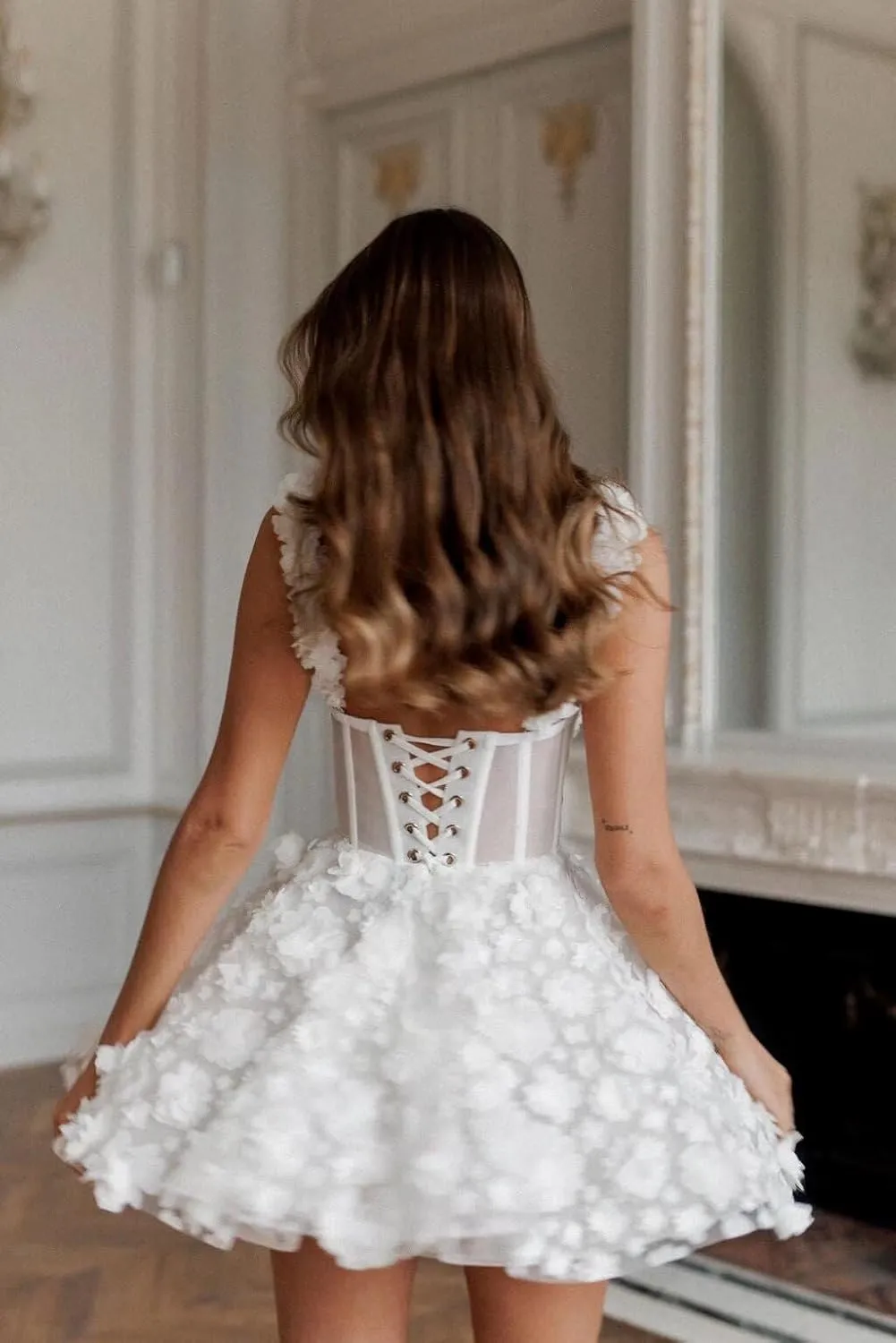 Basgute Short Wedding Dresses for Bride Beach Lace Applique Tulle Strapless Boho Corset Mini Bridal Dress