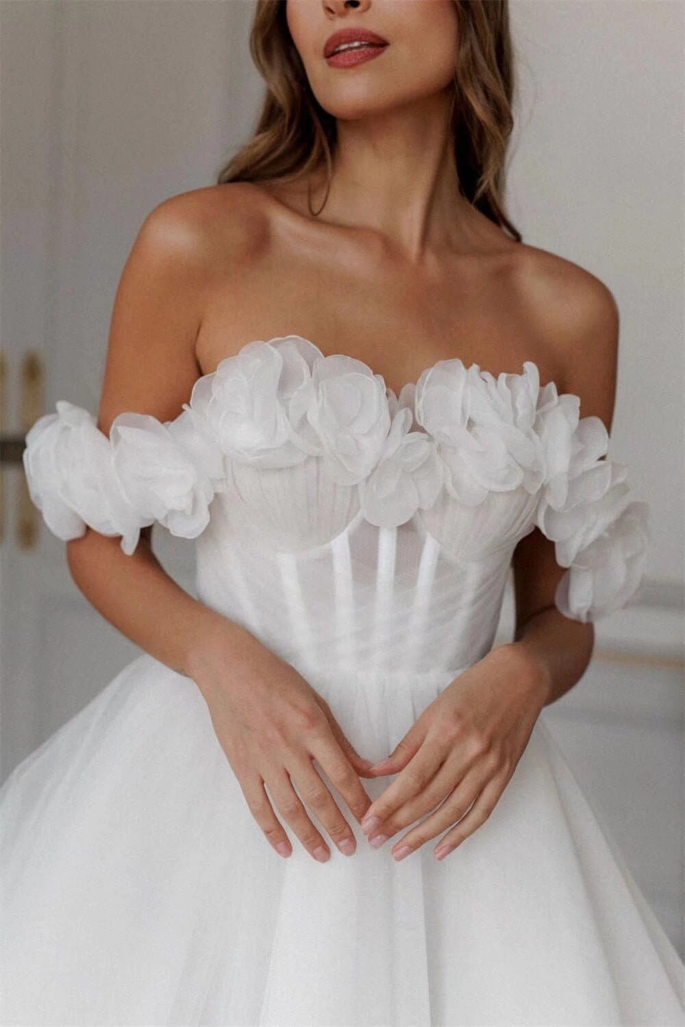 Basgute Short Wedding Dresses for Bride Beach Lace Applique Tulle Strapless Boho Corset Mini Bridal Dress