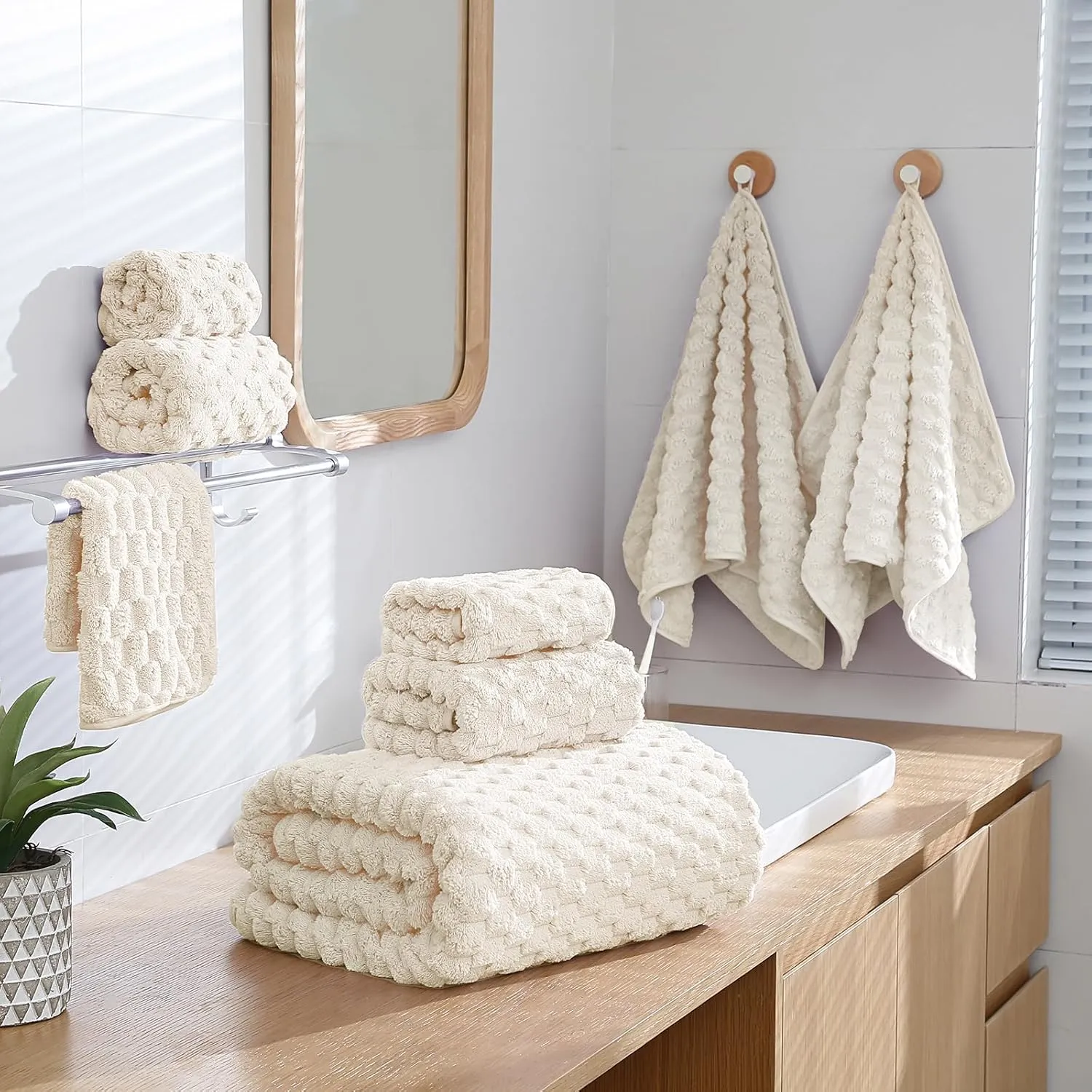 Extra Large Bath Towel Set of 6 (40"x80"),Oversized Bath Sheet Super Soft Highly Absorbent Microfibers Quick Dry Luxury Shower Towel for Bathroom Spa Gym Hotel Yoga (Cream, 6Piece)