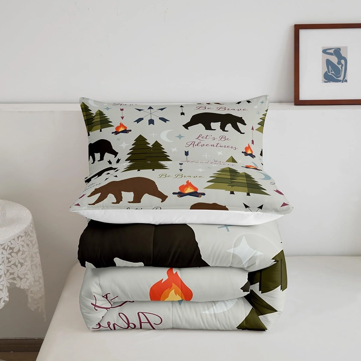 Homewish Happy Camping Comforter Set Twin Size Hunt Bear Pine Trees Bedding Set for Kids Boys Men Adults Cabin Room Decor Campfire Arrow Cartoon Quilt Set Wild Outdoor Adventure Duvet Insert 2pcs