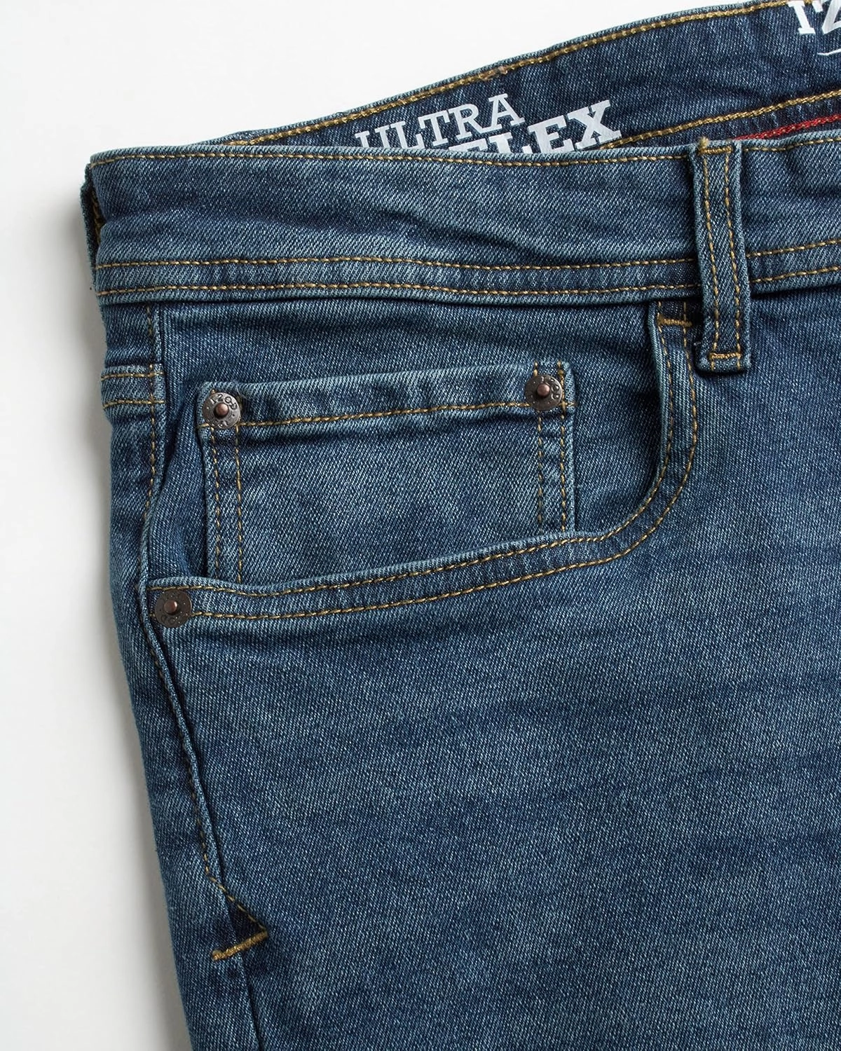IZOD Men's Straight Fit Jeans - Comfortable Stretch Casual Pull On Denim Jeans for Men - Ultrasoft Men's Fashion Pants