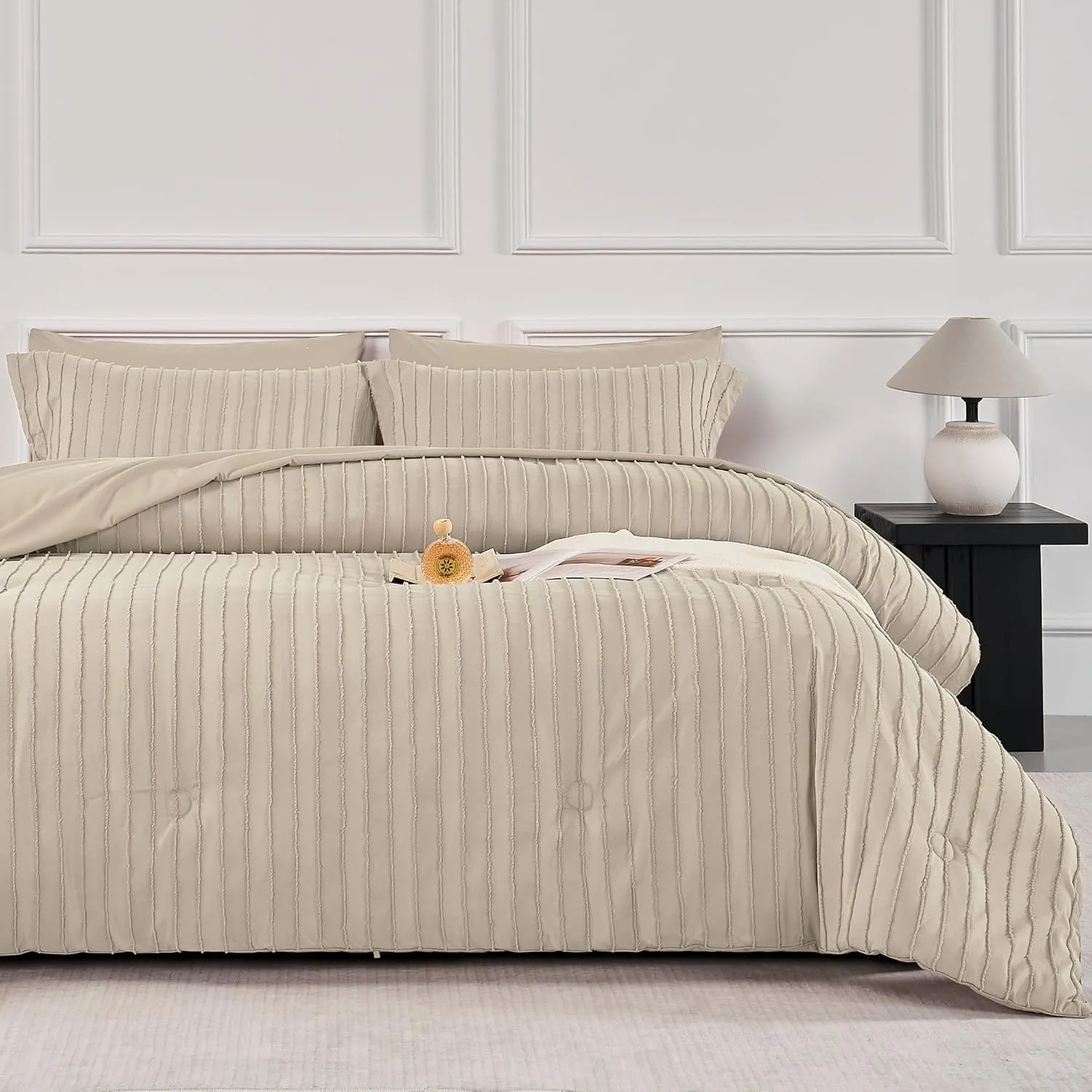 JELLYMONI Queen Comforter Set - 3 Pieces Cream Grey Striped Tufted Bedding Set for All Seasons, Fluffly Comforter (90"x90") with Pillow Shams (20"x26" 2")