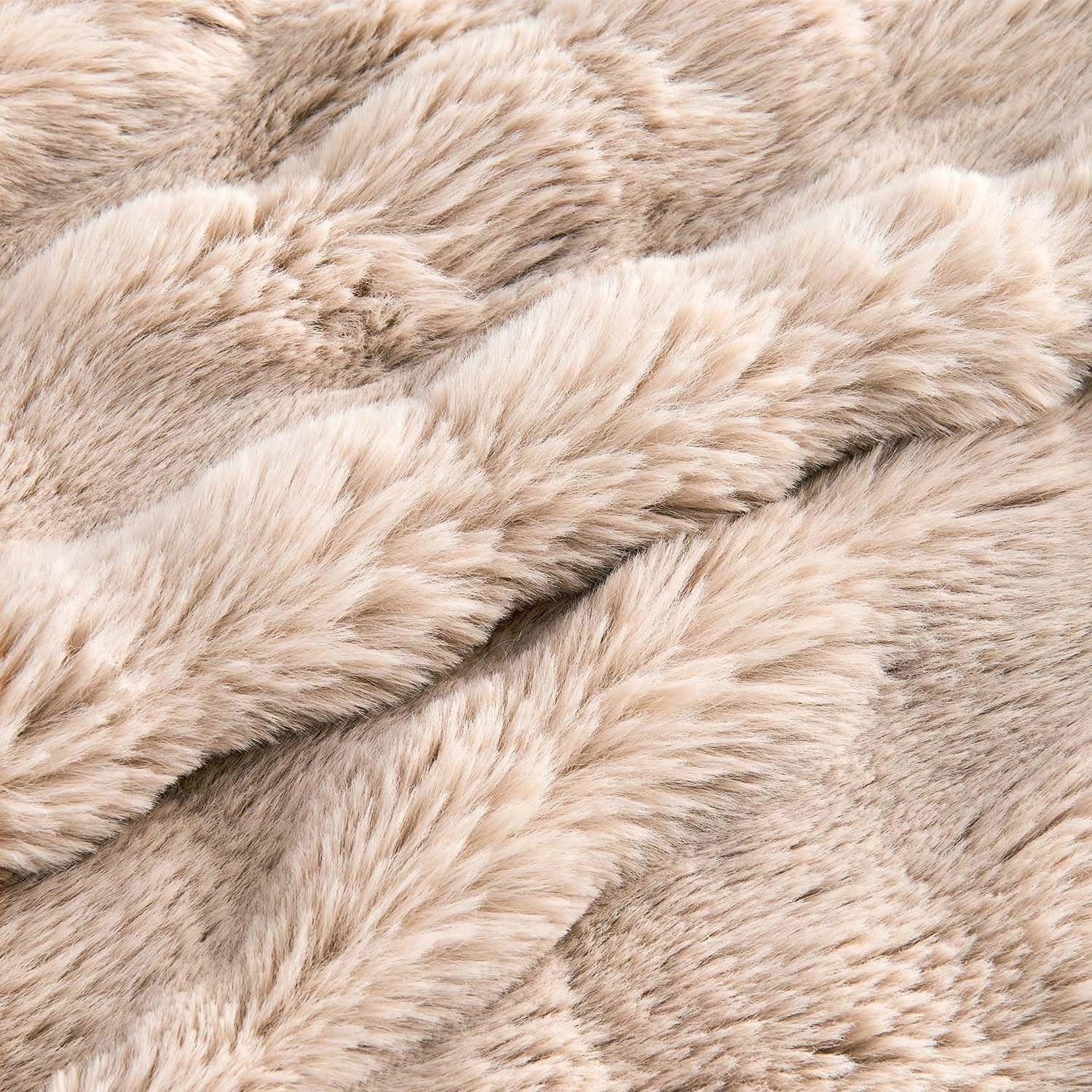 Lotus Karen Fuzzy Fluffy Comforter Queen Set - Rabbit Fluff Faux Fur Duvet Cover Linen Plush Fuzzy Furry Bedding Sets 3Pieces(1 Duvet Cover & 2 Pillow Shams) Zipper