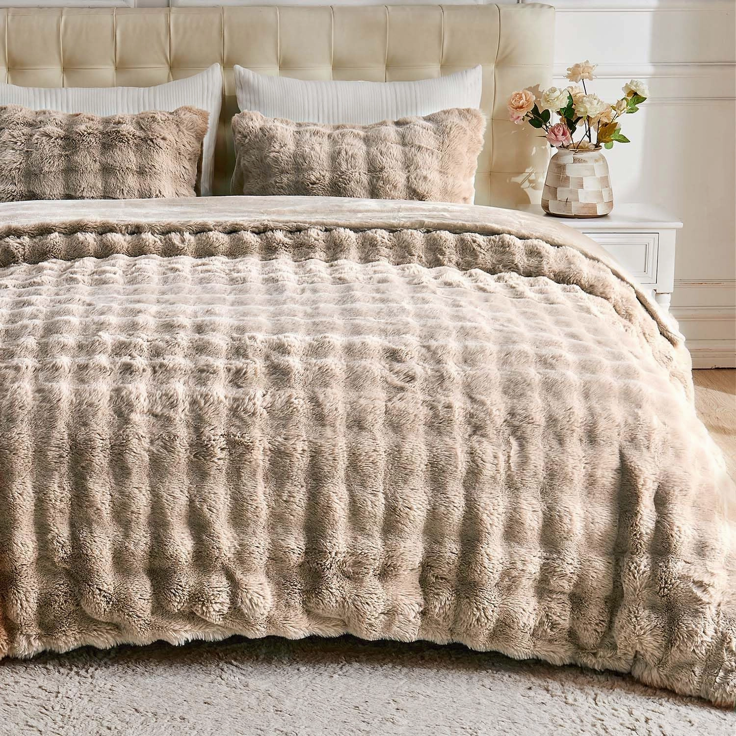 Lotus Karen Fuzzy Fluffy Comforter Queen Set - Rabbit Fluff Faux Fur Duvet Cover Linen Plush Fuzzy Furry Bedding Sets 3Pieces(1 Duvet Cover & 2 Pillow Shams) Zipper