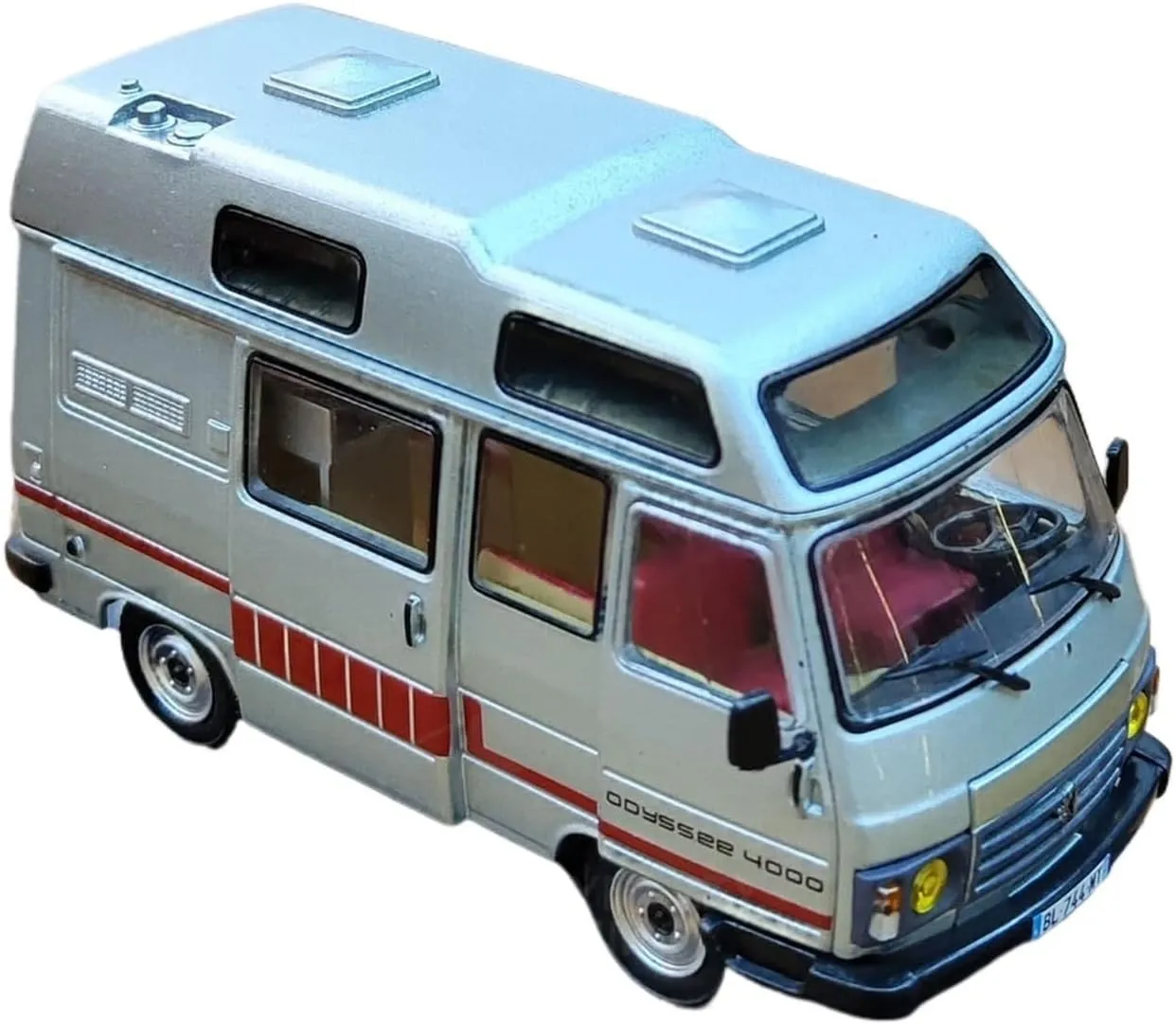 Metal Car Model 1:43 for Peugeot J5 Chausson Carrier 1983 Campervan Simulation Car Model Classic Collection Die Cast Vehicles