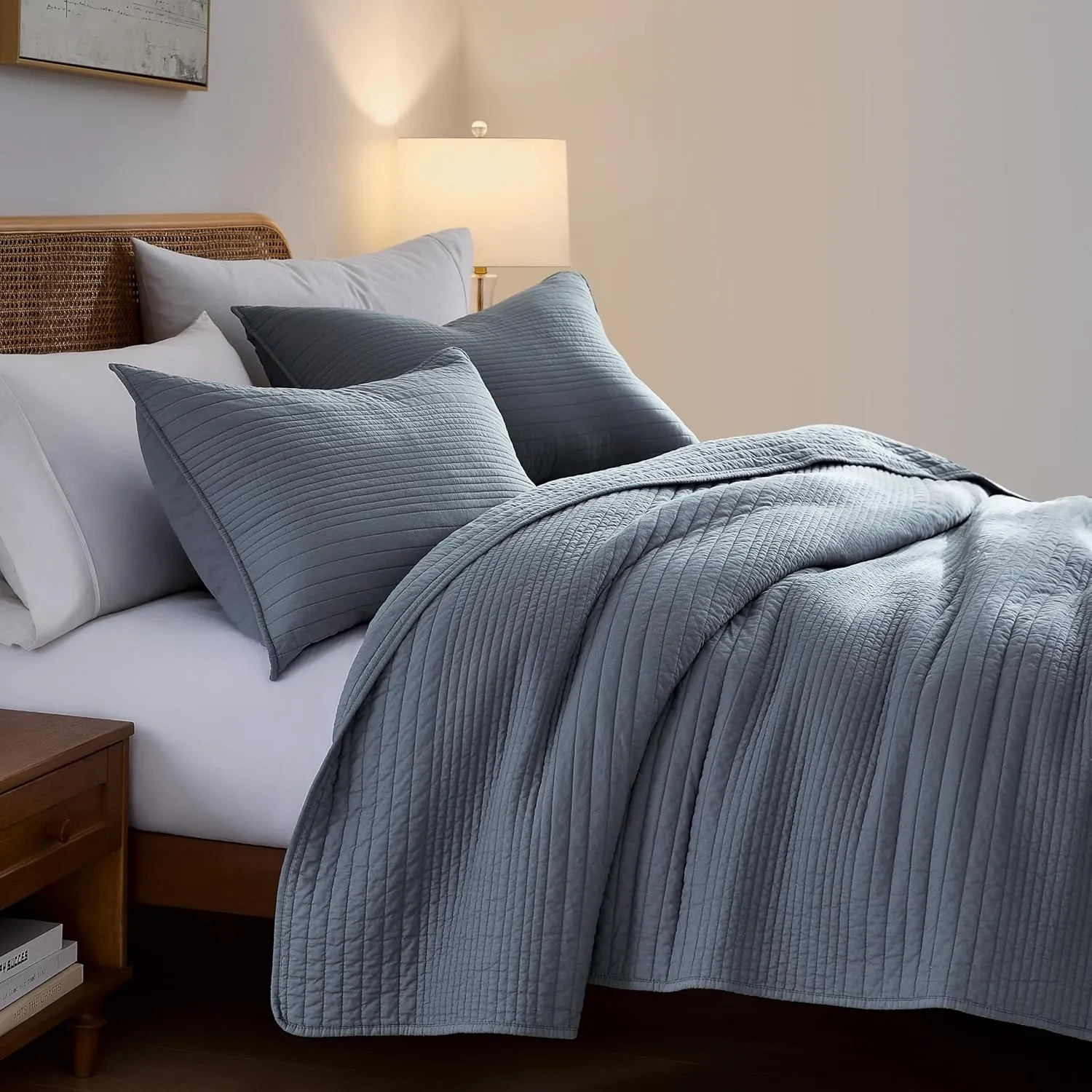palassio Striped Blue Grey 100% Cotton Quilt King Size Bedding Sets, Lightweight Crinkly Channel Pick Stitch Textured Bedspread Soft Shabby Chic Farmhouse Country Coverlet for All Season, 2 Shams