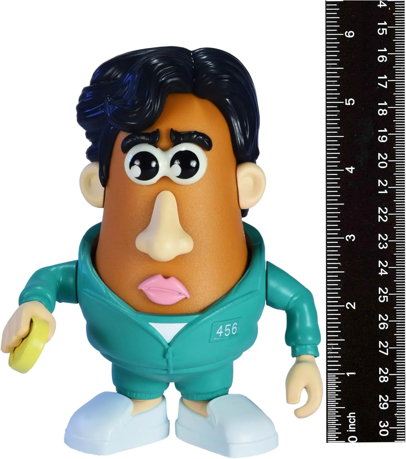 Poptaters Squid Game Netflix Includes either 11 (Young Hee/Robot Girl) or 13 (Player 456) removable, interchangeable facial and body parts including 1 Potato Head pc! Each figure sold separately