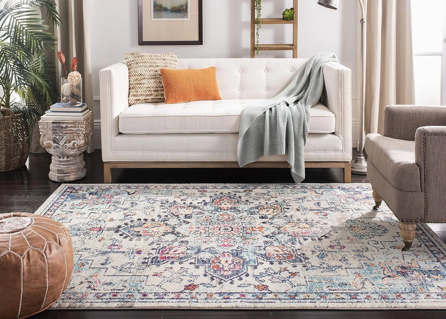 SAFAVIEH Area Rug 8x10 - Madison Collection - Large - Cream & Blue, Boho Chic Medallion Distressed Design, Non-Shedding & Easy Cleaning, Ideal for Living Room, Bedroom, Office, Dining Space (MAD473B)