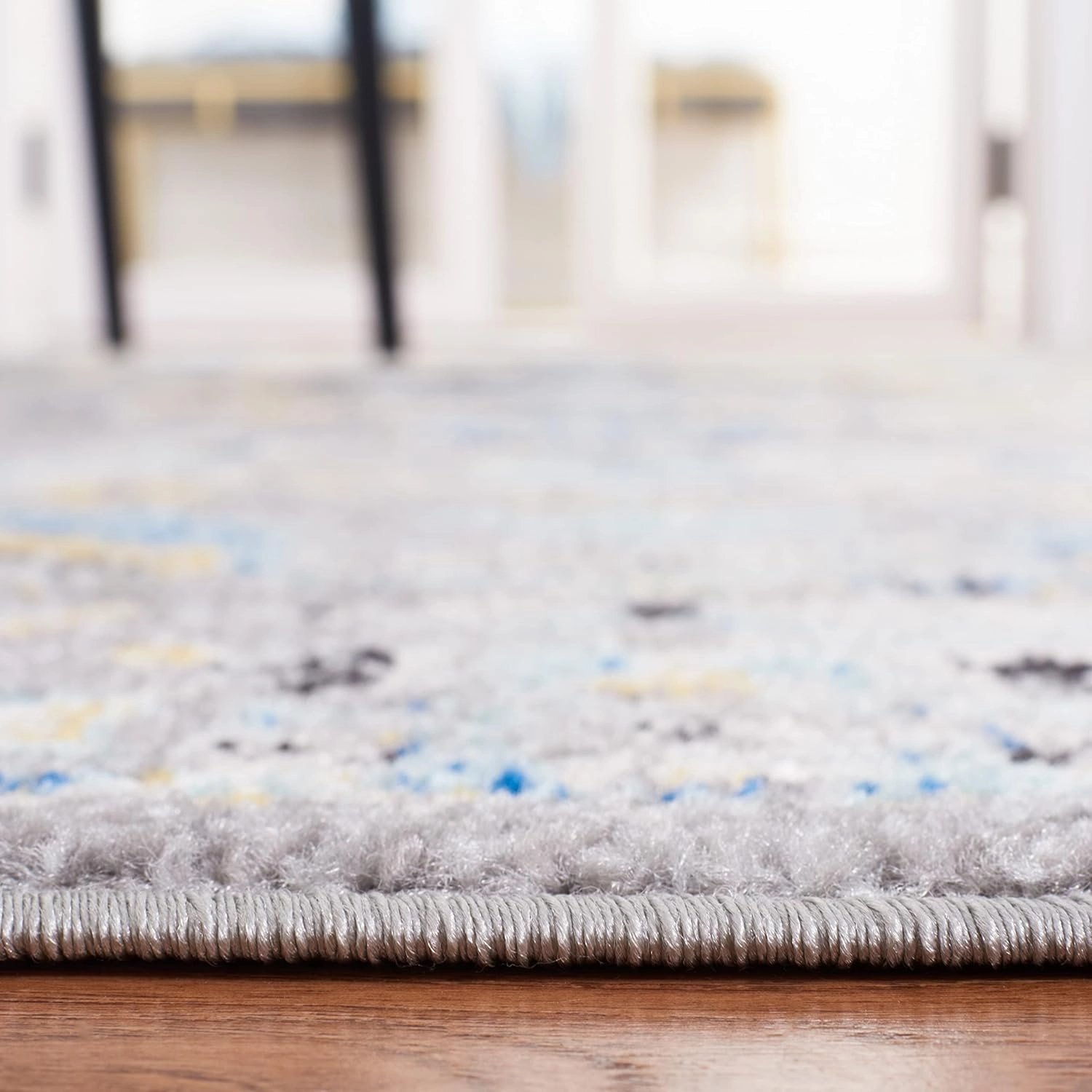 SAFAVIEH Area Rug 8x10 - Madison Collection - Large - Grey & Gold, Boho Chic Medallion Design, Non-Shedding & Easy Cleaning, Ideal for Living Room, Bedroom, Office, Dining Space (MAD154D)