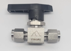 Stainless Steel Mini Ball Valve, 1/4", 316 Stainless Steel, 1000 PSI. Swagelok Compatible SS-42GS4, SS42GS4 Parker Compatible 4A-MB4LPFA-SSP. 1/4" Valve.