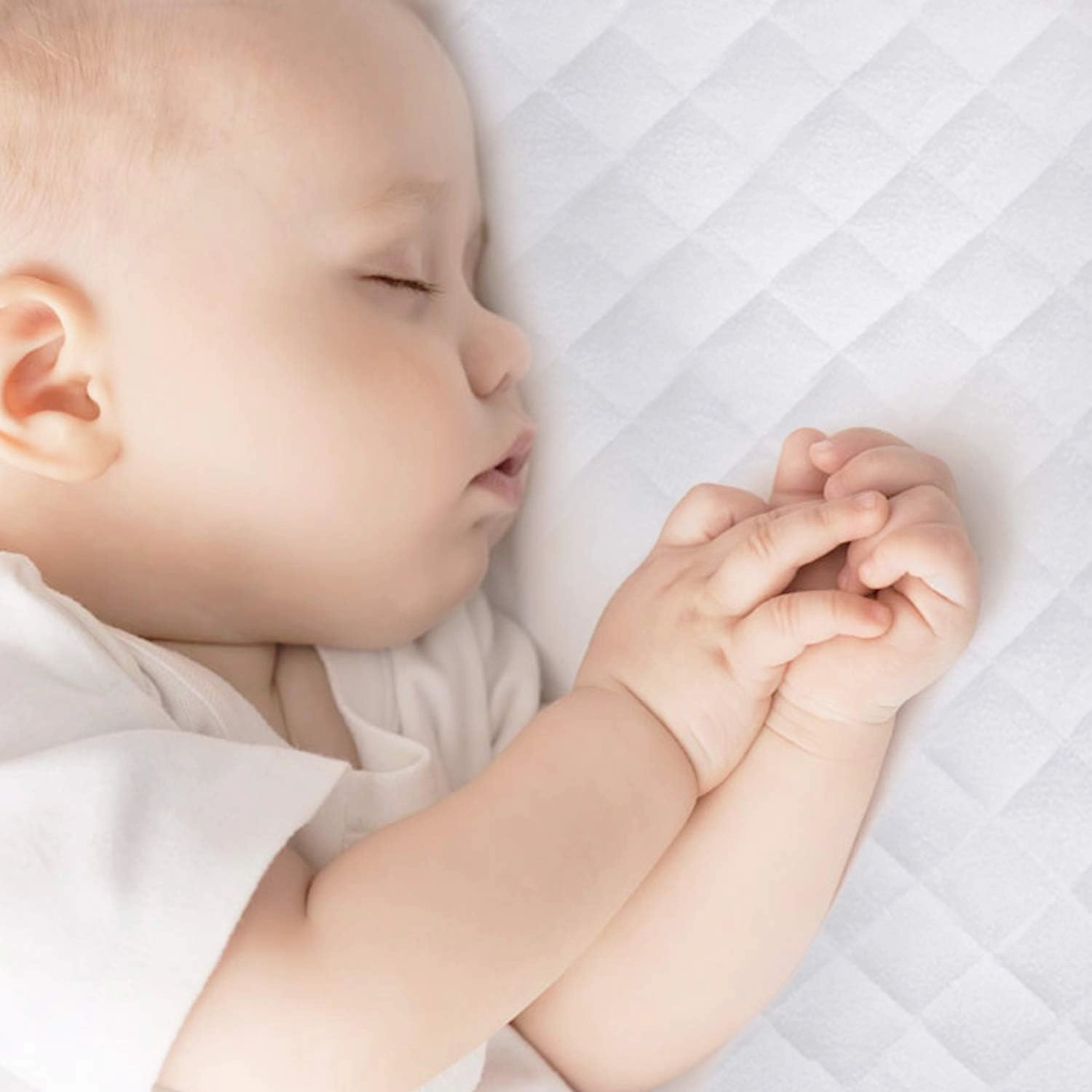 Waterproof Bassinet Mattress Protector, Fit for 19" x 27" Graco My View 4 in 1 Bassinet, Ultra Soft Breathable, Viscose Made from Bamboo Surface, Washer & Dryer