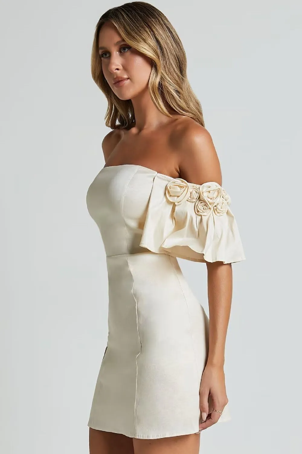 Xijun Strapless Homecoming Dresses 2025 with Flowers 3D Mini Satin Prom Dress Formal Short Cocktail Gowns